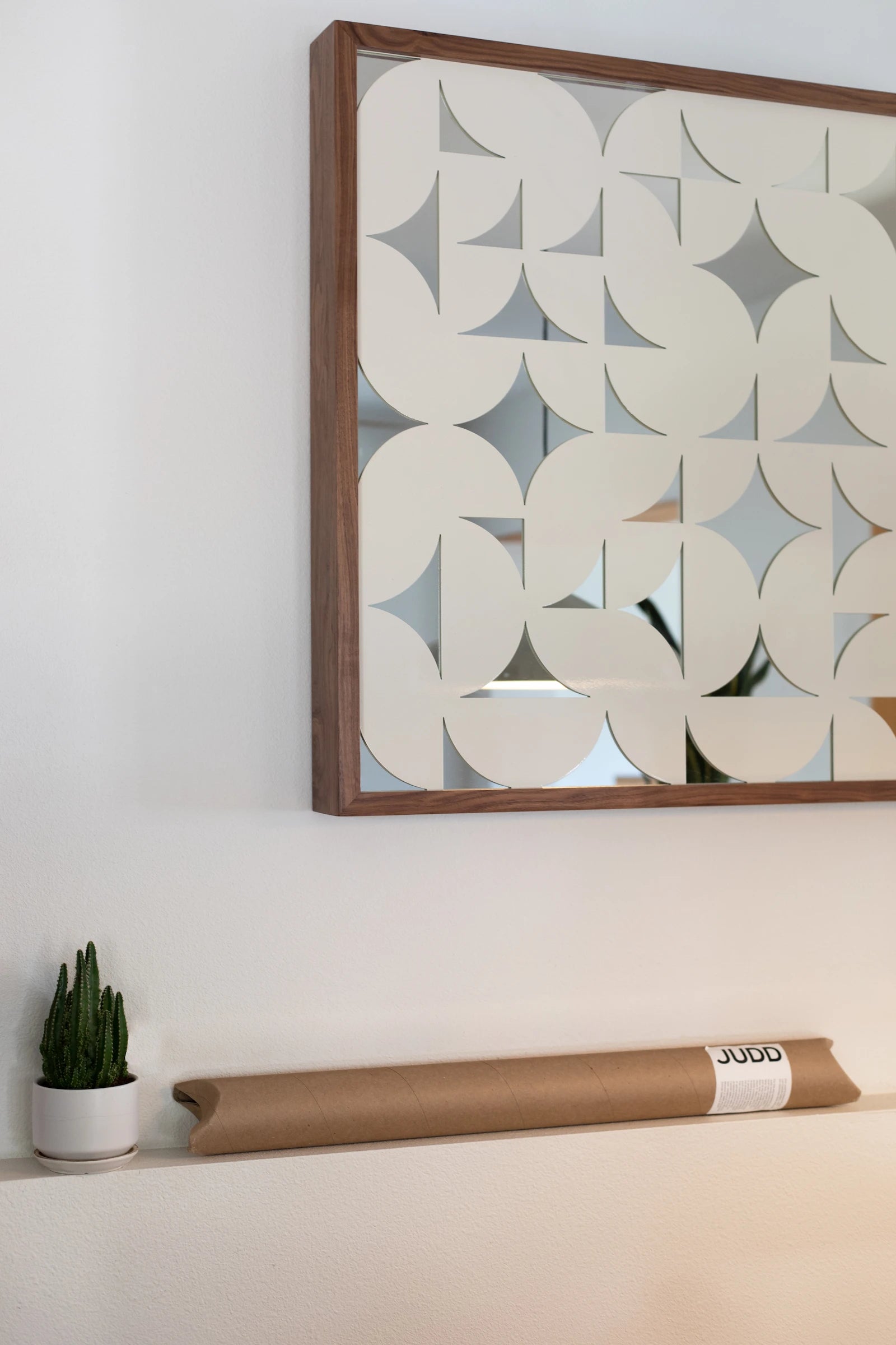 Pivot No. 1-Mirror-Submaterial