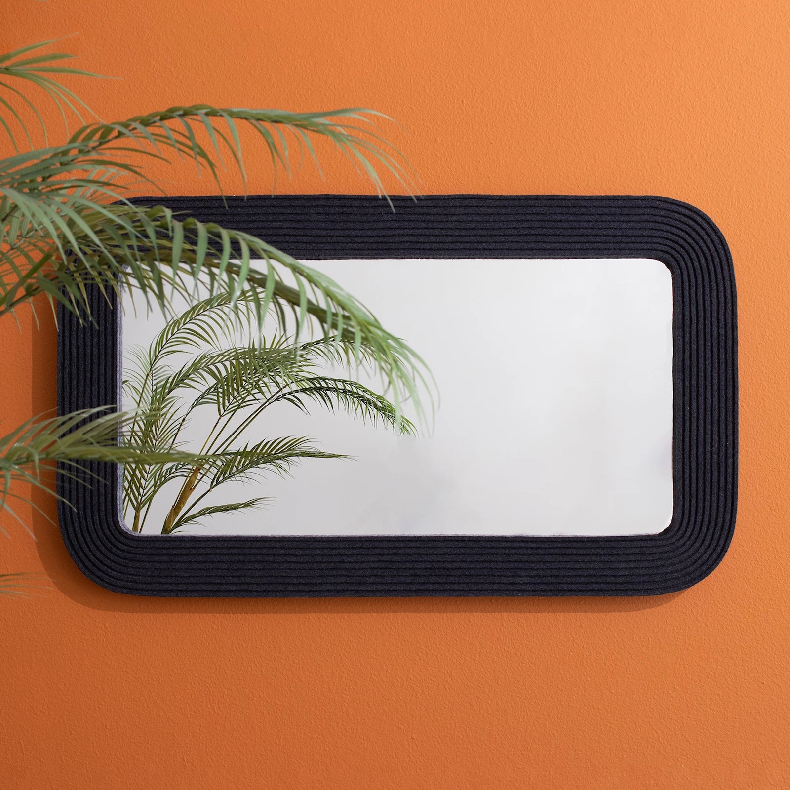 Wander | Rectangle-Mirror-Submaterial