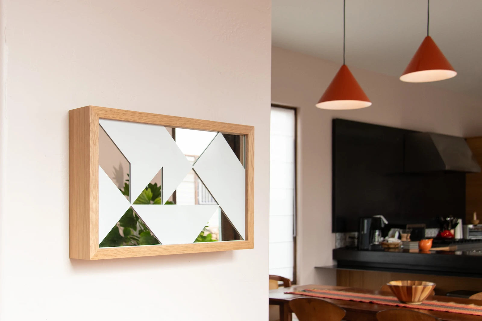 Pivot No. 4-Mirror-Submaterial