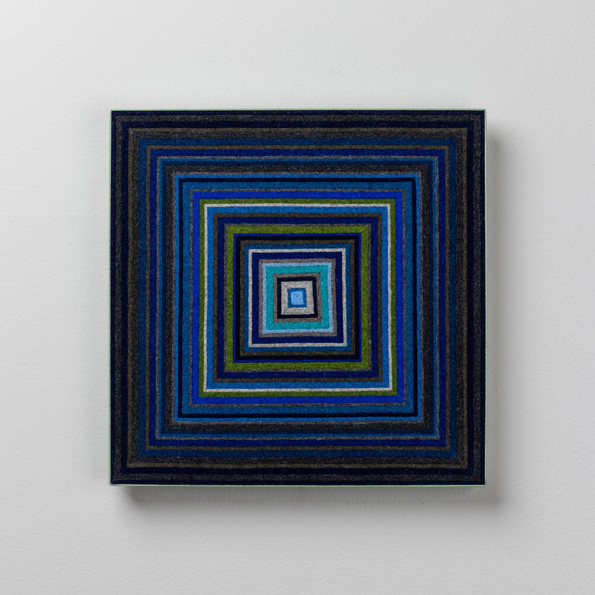 #color_Mint Frame | Deep Sea